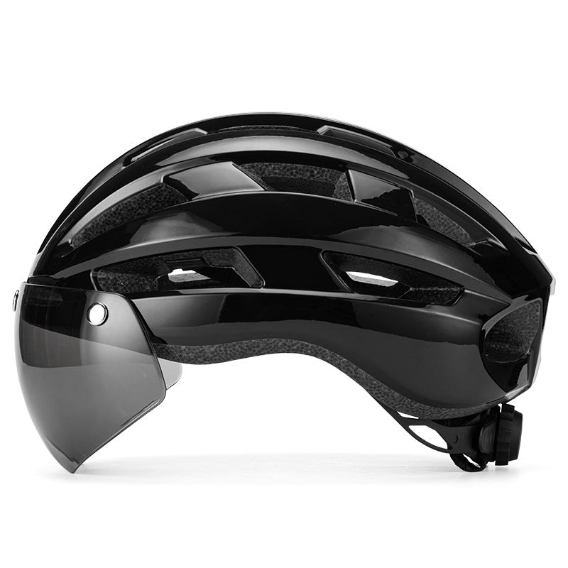 Magnetic windscreen helmet